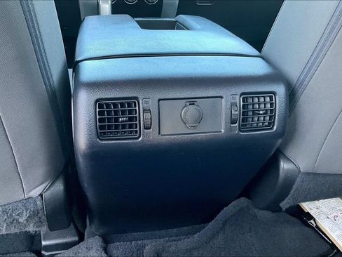 Used 2018 Toyota Tundra SR5 w/ SR5 Upgrade Package RWD image 9