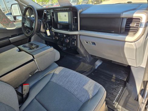 Used 2024 Ford F350 XLT AWD/4WD image 21