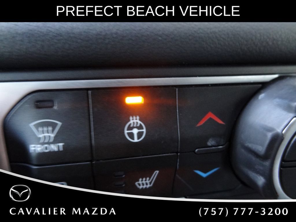 Used 2025 Jeep Wrangler Unlimited Sahara AWD/4WD image 30