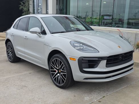 New 2026 Porsche Macan S AWD/4WD image 9