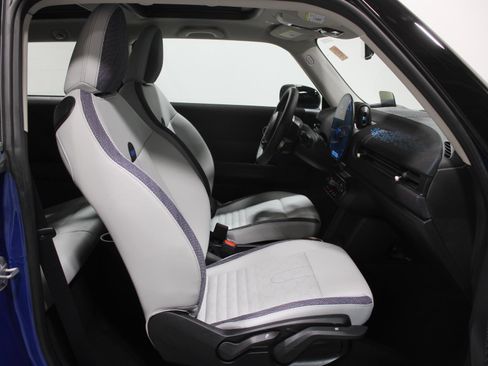 Certified 2025 MINI Cooper S image 15