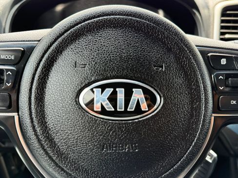 Used 2017 Kia Sportage LX FWD image 28