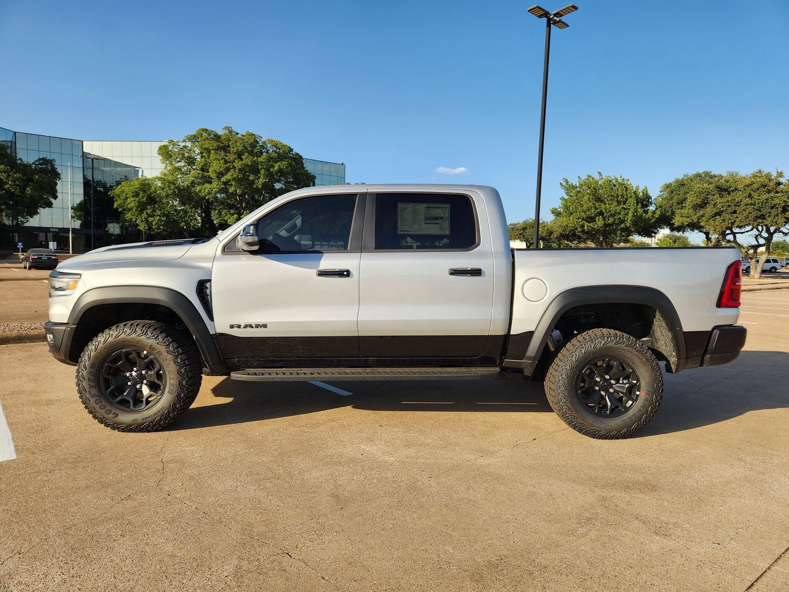New 2026 RAM 1500 RHO w/ RHO Level 1 Equipment Group AWD/4WD image 3
