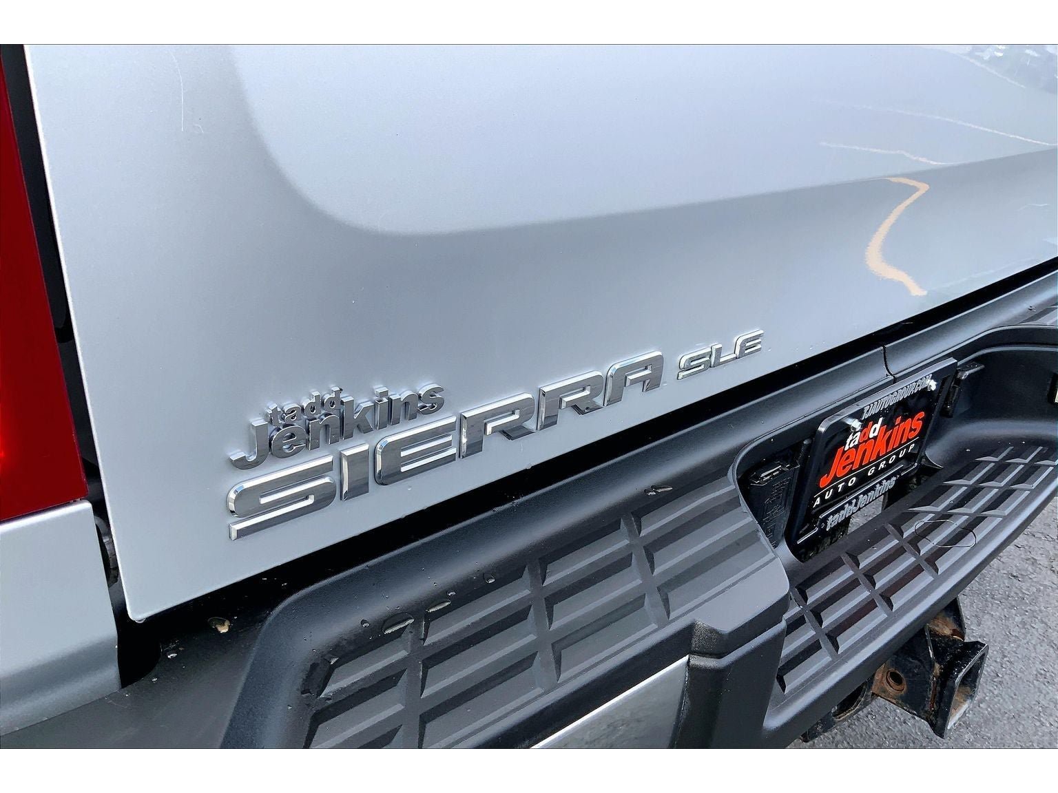 Used 2012 GMC Sierra 2500 SLE w/ SLE Preferred Package AWD/4WD image 9