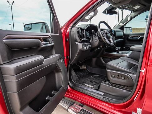 Used 2023 GMC Sierra 1500 SLT w/ SLT Convenience Package image 30