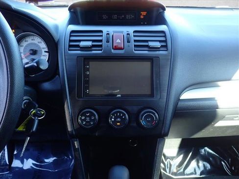 Used 2012 Subaru Impreza 2.0i Premium image 13