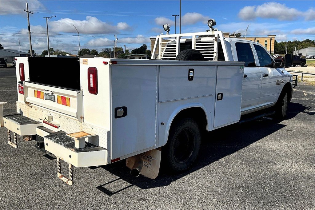 Used 2018 RAM 3500 Tradesman w/ Chrome Appearance Group AWD/4WD image 5