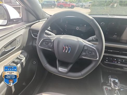 Used 2026 Buick Envista Avenir FWD image 15