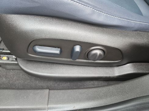 Used 2023 Chevrolet Blazer RS w/ Enhanced Convenience Package image 36