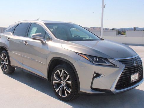 Used 2019 Lexus RX 350 AWD w/ Navigation Package image 2