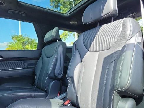 Certified 2024 Hyundai Palisade Calligraphy image 14