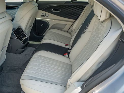 Used 2020 Bentley Flying Spur W12 AWD/4WD image 37