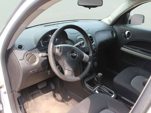 Used 2009 Chevrolet HHR LS FWD image 10