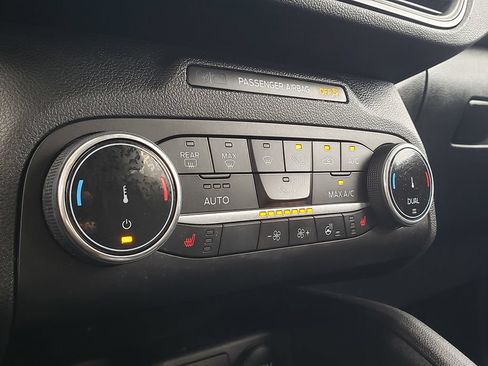 Certified 2023 Ford Escape Active AWD/4WD image 22