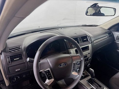 Used 2012 Ford Fusion SE image 9