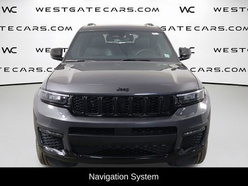 Used 2024 Jeep Grand Cherokee L Limited w/ Black Appearance Package image 2