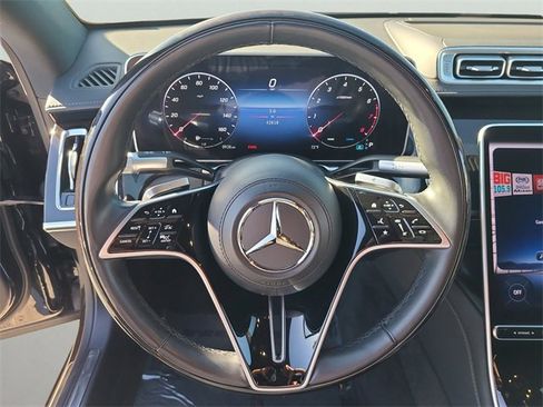 Used 2023 Mercedes-Benz S 500 4MATIC w/ AMG Line image 27