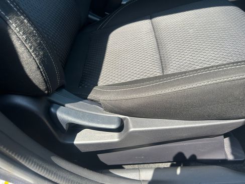 Used 2019 Mitsubishi Outlander ES FWD image 33