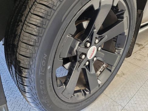 Used 2018 GMC Yukon XL Denali w/ Denali Ultimate Package image 31