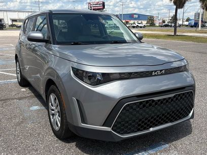 Used 2024 Kia Soul LX