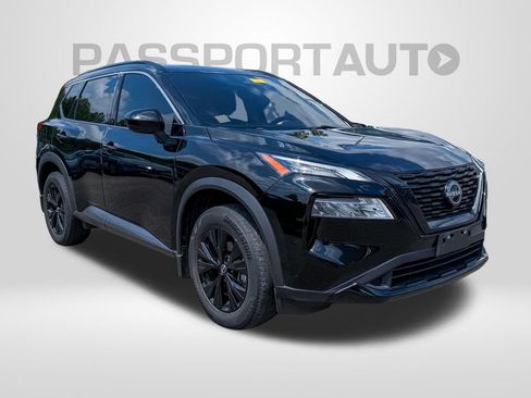 Certified 2023 Nissan Rogue SV w/ SV Premium B Package FWD image 2