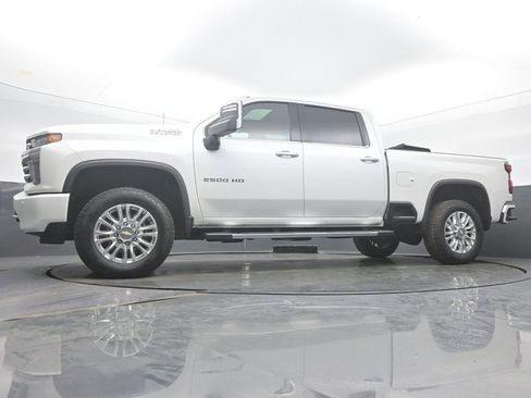 Used 2022 Chevrolet Silverado 2500 High Country image 47