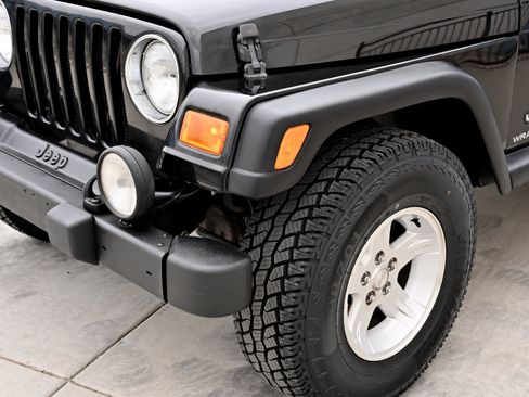 Used 2005 Jeep Wrangler Sport AWD/4WD image 32