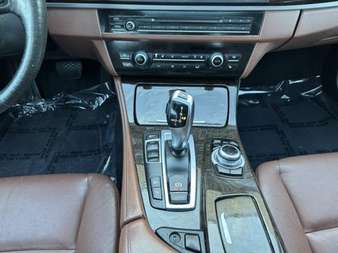 Used 2013 BMW 528i xDrive Sedan image 24