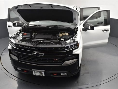 Used 2022 Chevrolet Silverado 1500 LT Trail Boss image 26