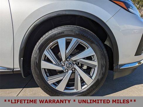 Used 2021 Nissan Murano SL w/ SL Moonroof Package image 12