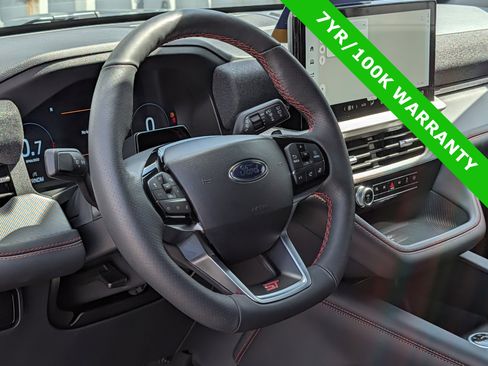 Used 2026 Ford Explorer ST AWD/4WD image 22