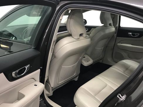 Used 2024 Volvo S60 B5 Core w/ Climate Package image 24