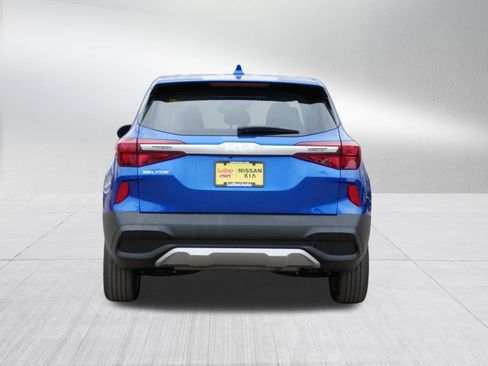 Certified 2023 Kia Seltos LX image 6