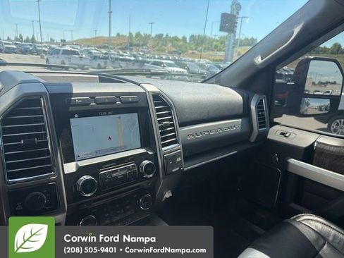 Used 2017 Ford F250 Lariat w/ Lariat Ultimate Package AWD/4WD image 10