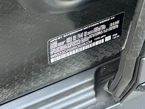 Used 2024 BMW iX xDrive50 image 29