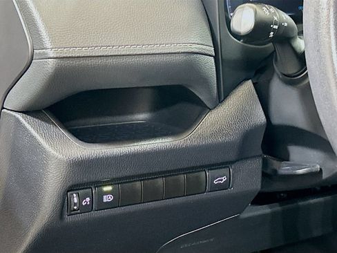 Used 2024 Toyota RAV4 XLE Premium FWD image 8