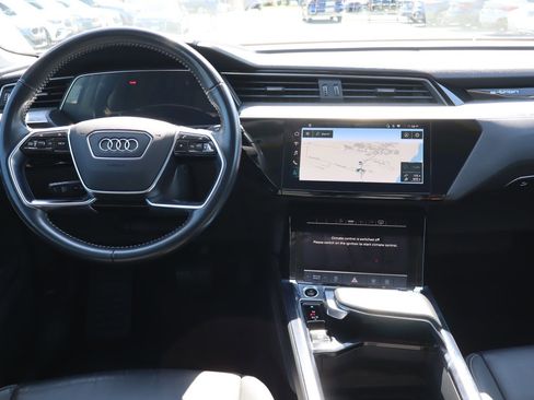 Used 2021 Audi e-tron Premium w/ Convenience Plus Package image 12