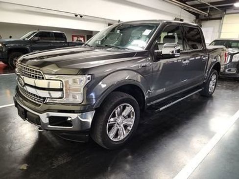 Used 2019 Ford F150 Lariat w/ Equipment Group 502A Luxury image 10