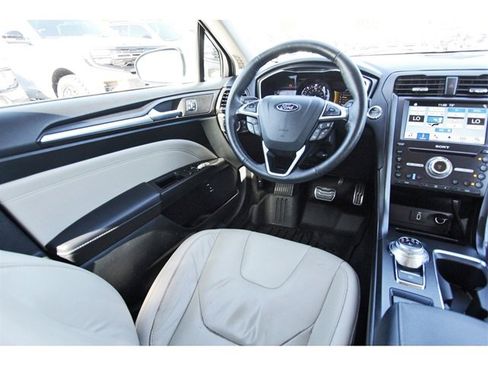 Used 2017 Ford Fusion Energi Titanium image 7