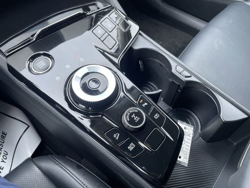 Used 2023 Kia Sportage EX image 14