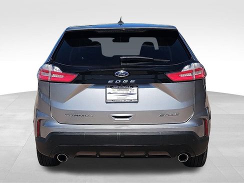 Used 2022 Ford Edge Titanium w/ Equipment Group 301A AWD/4WD image 4