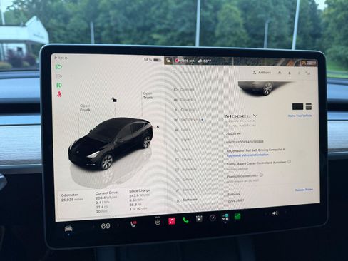 Used 2023 Tesla Model Y Long Range AWD/4WD image 15