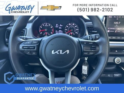 Used 2022 Kia Rio S FWD image 16