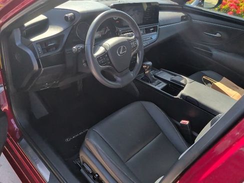 Used 2022 Lexus ES 350 w/ Premium Package FWD image 4
