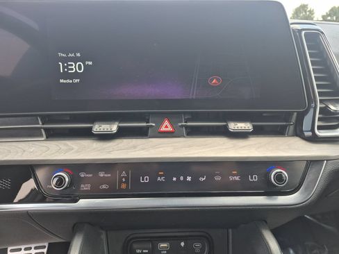 Certified 2023 Kia Sportage X-Pro Prestige AWD/4WD image 9