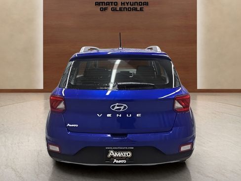New 2026 Hyundai Venue SEL FWD image 5