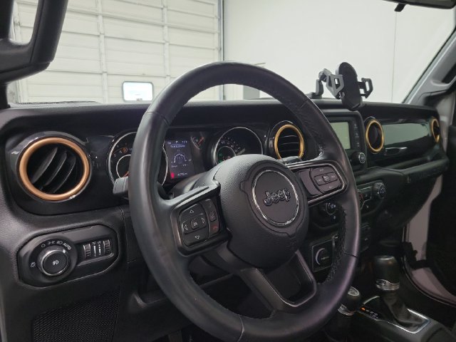 Used 2020 Jeep Wrangler Unlimited Sport AWD/4WD image 17