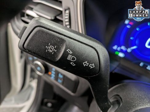 Used 2022 Ford Escape SEL w/ Technology Package image 18