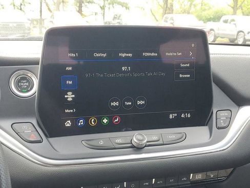 Used 2023 Chevrolet Blazer LT w/ Convenience Package FWD image 14
