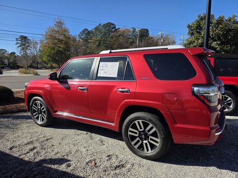Used 2014 Toyota 4Runner Limited image 33